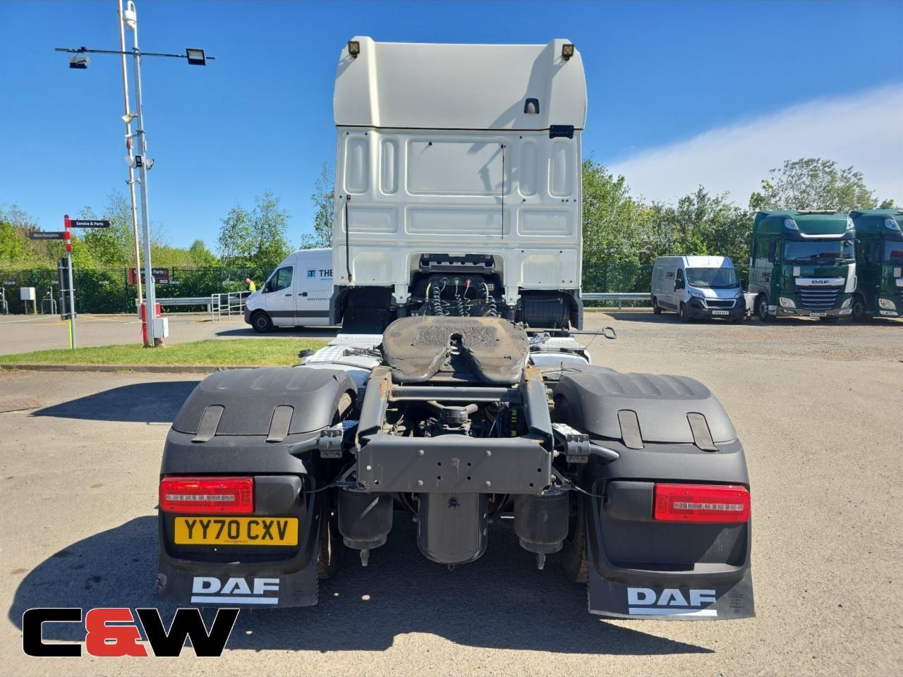 Vehicle image 7